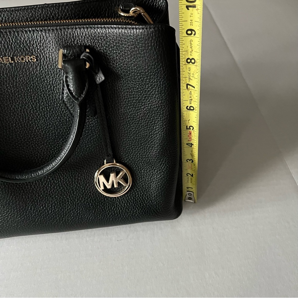 MICHAEL KORS leather bag - Picture 6 of 10